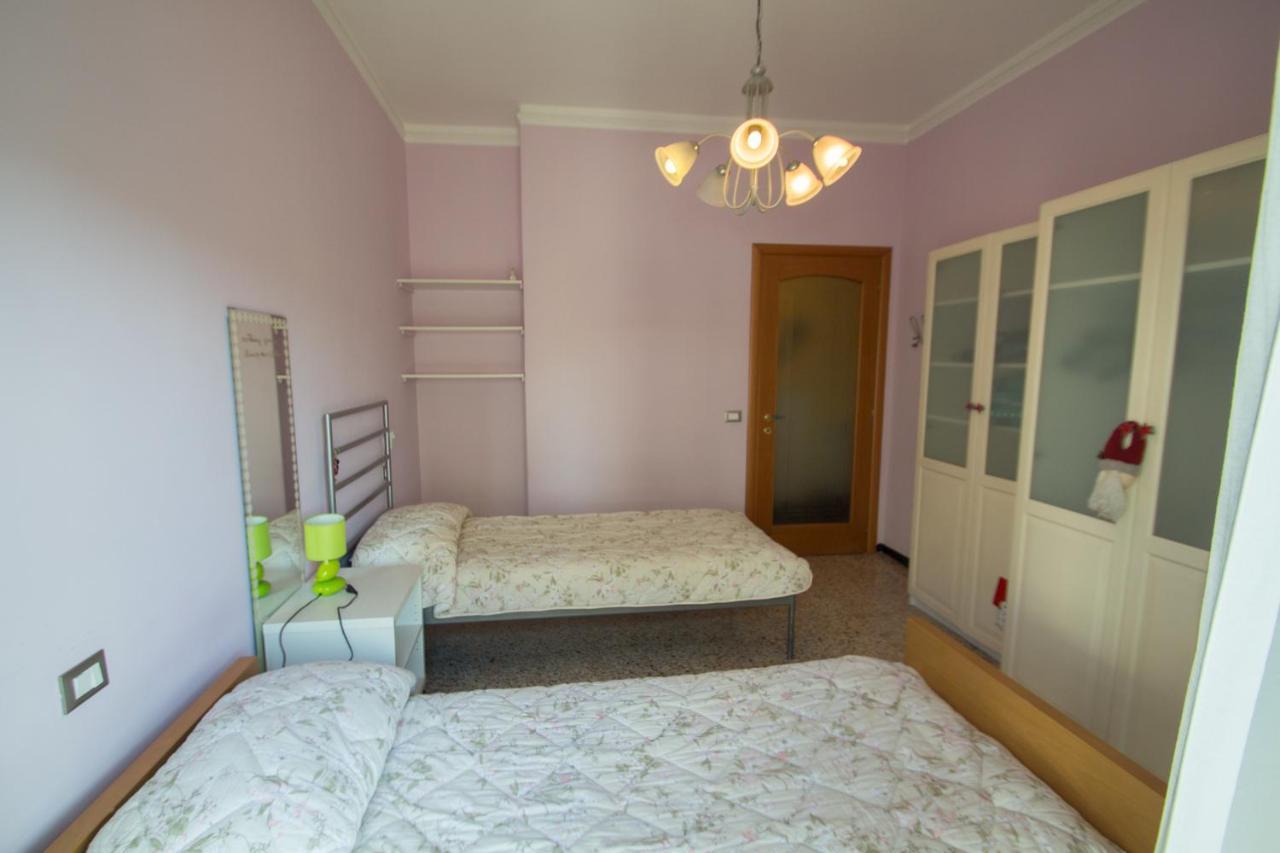Yellow House Savona Exterior foto